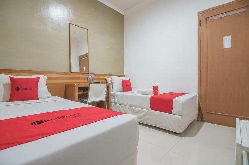 Hostal Reddoorz Near Undip Pleburan 2