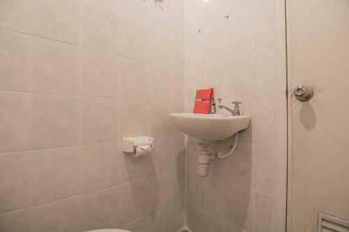 Hostal Reddoorz Near Undip Pleburan 2