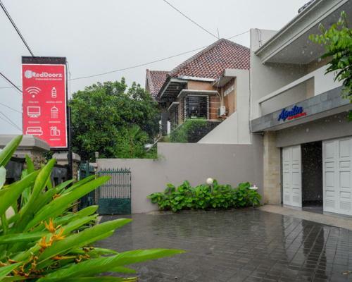 Hostal Reddoorz Syariah Near Seturan Area