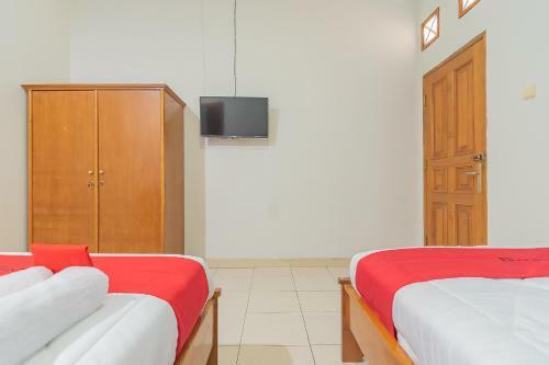 Hostal Reddoorz @ Pemuda Street