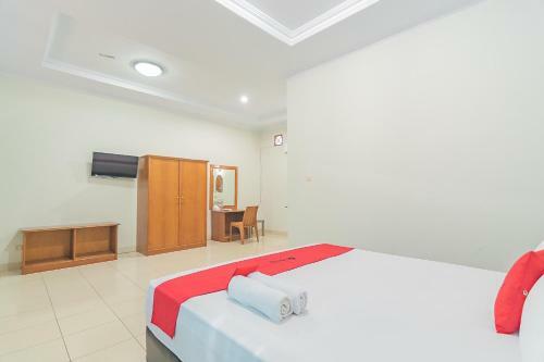 Hostal Reddoorz @ Pemuda Street