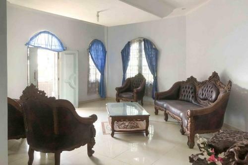 Hostal Reddoorz @ Batubulan Gianyar