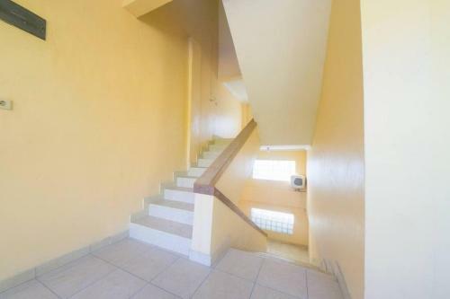 Hostal Reddoorz Near Nusa Cendana University