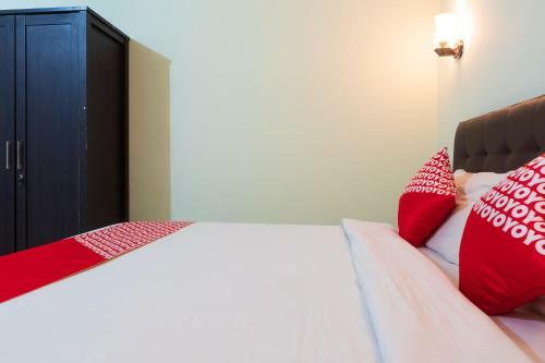 Oyo 1682 Greenia Hotel