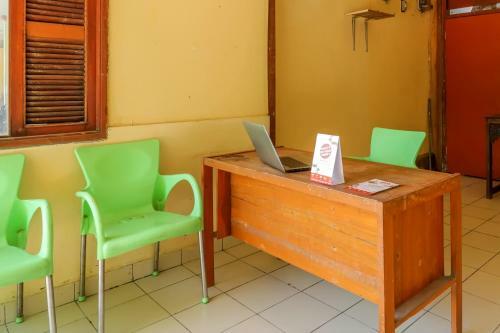 Hotel Oyo 1755 De'balcon Accomodation