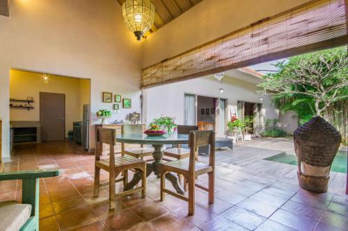 5 Star Villa For Rent In Bali, Bali Villa 2021