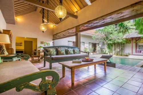 5 Star Villa For Rent In Bali, Bali Villa 2021