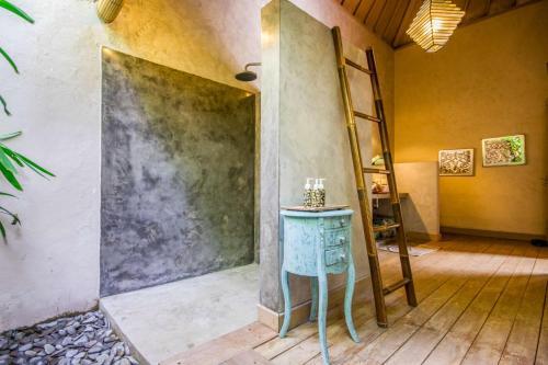 5 Star Villa For Rent In Bali, Bali Villa 2021