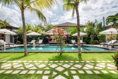 Luxury 12 Bedroom Villa With Private Pool, Bali Villa 2081