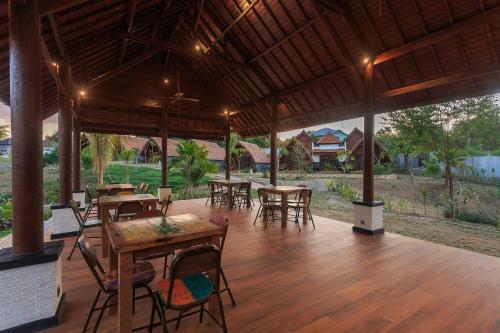 Hostal Tanjung Lima Villas Labuan Bajo