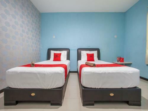 Hostal Reddoorz @ Raya Tidar