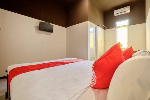 Hotel Oyo 2519 Mayang Garini