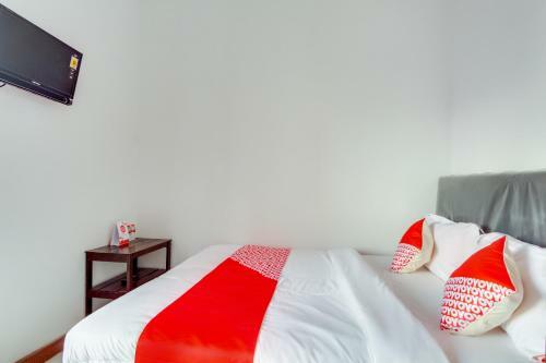 Hotel Oyo 3074 Orange Inn