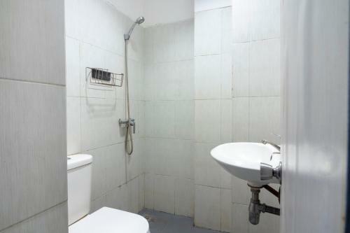 Oyo 3283 Bwalk Hotel