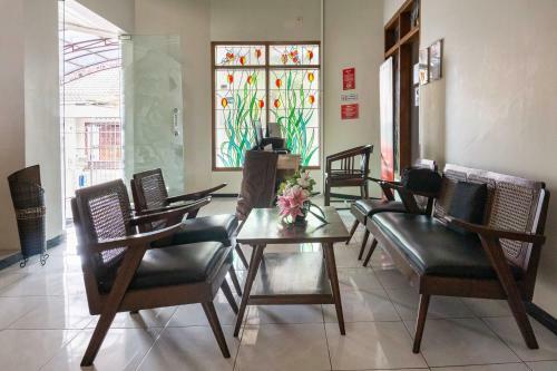 Hostal Reddoorz @ Soekarno Hatta Indah