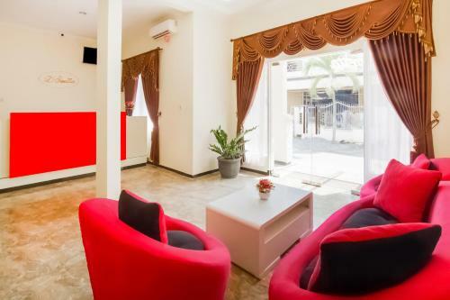 Hotel Oyo 2771 D'soetta