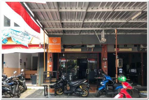 Hostal Koolkost @ Danau Sentani Sawojajar
