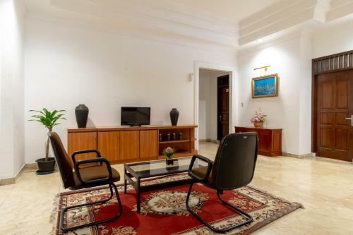 Hotel Oyo Life 2843 Raz House Syariah
