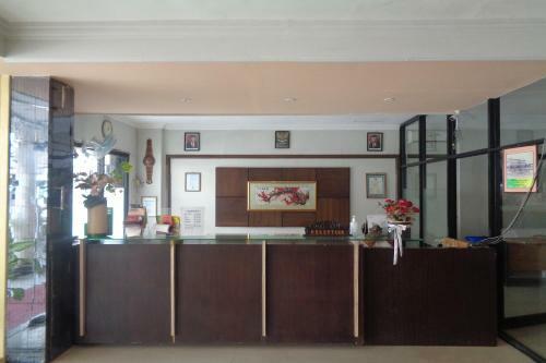 Capital O 3433 Hotel Plaza
