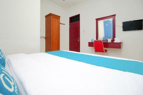 Hostal Serena Anggrek Hotel