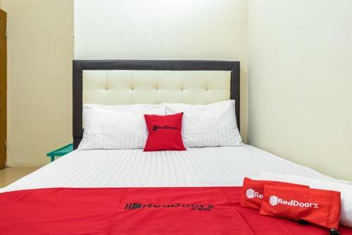 Hostal Reddoorz Syariah @ Jalan Setiabudi Medan 3