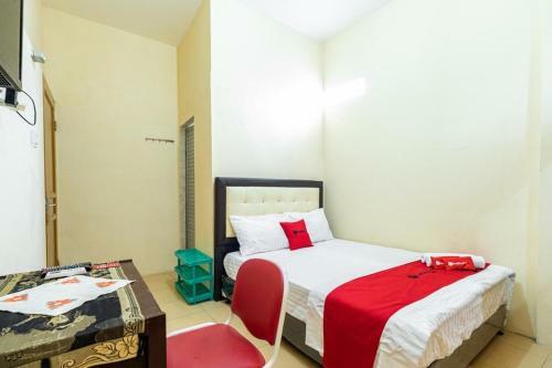 Hostal Reddoorz Syariah @ Jalan Setiabudi Medan 3
