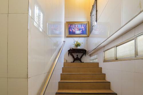 Hotel Oyo 3375 Sumatera Agustinekost Syariah