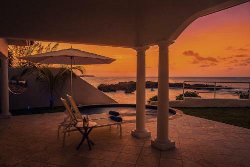Trident Hotel