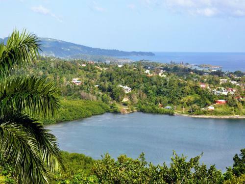 Hotel Bay View Eco Resort & Spa