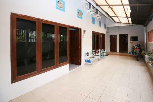 Hostal Sky Residence Sayangan