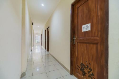 Hostal Reddoorz @ Jalan Jenderal Sudirman Palembang 2