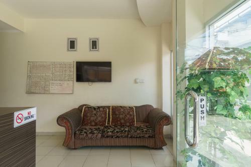 Hostal Reddoorz @ Jalan Jenderal Sudirman Palembang 2