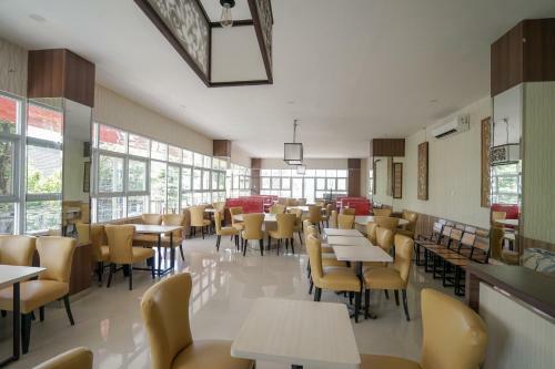 Hotel Oyo 578 Sugoi Kost