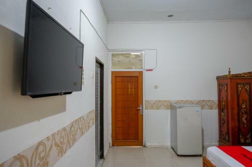Hostal Reddoorz Plus @ Alam Raya Hotel