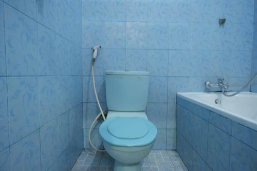 Hostal Reddoorz Plus @ Alam Raya Hotel