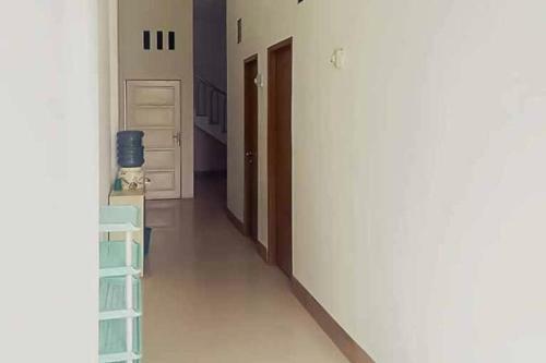 Hostal Koolkost Near Opi Mall Palembang 2 - Minimum Stay 3 Nights