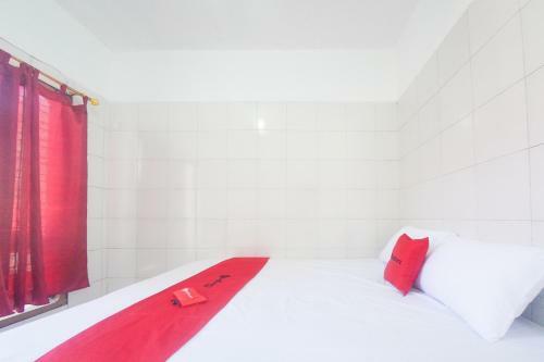 Hotel Reddoorz @ Tretes 2