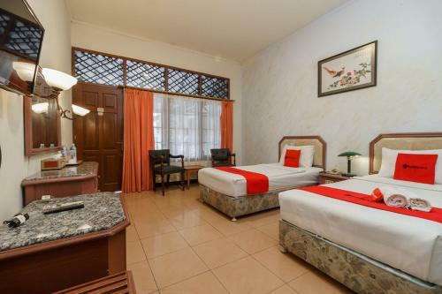 Hostal Reddoorz Near Transmart Pangkal Pinang
