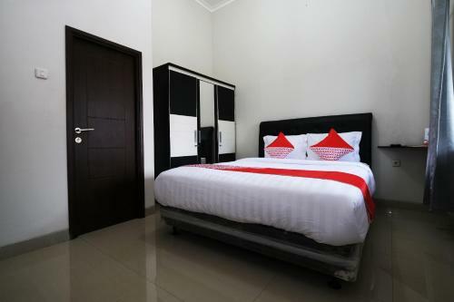 Hotel Oyo 2231 D'kost
