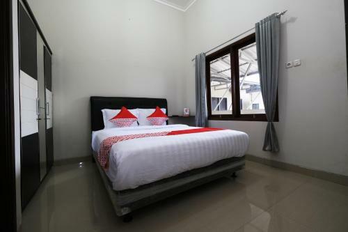 Hotel Oyo 2231 D'kost