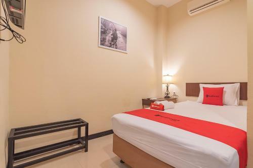 Hostal Reddoorz @ H. Agus Salim Street