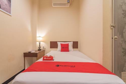 Hostal Reddoorz @ H. Agus Salim Street