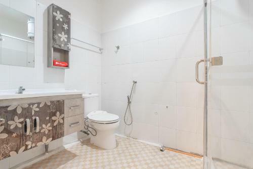 Hostal Reddoorz @ H. Agus Salim Street