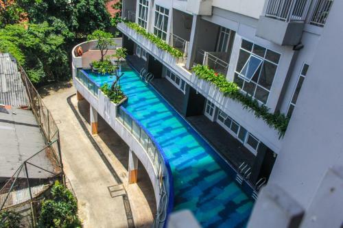 Minimalist And Cozy Studio Bintaro Icon Apartment By Travelio