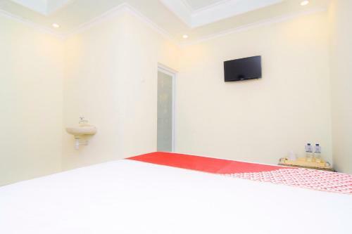 Hotel Oyo 1909 Edelweiss Residence Syariah