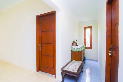 Hotel Oyo 1909 Edelweiss Residence Syariah