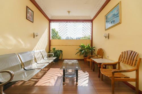 Hotel Reddoorz @ Parapat