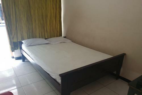 Hotel Spot On 2090 Ratna Backpacker Syariah