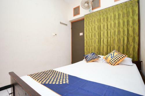 Hotel Spot On 2090 Ratna Backpacker Syariah