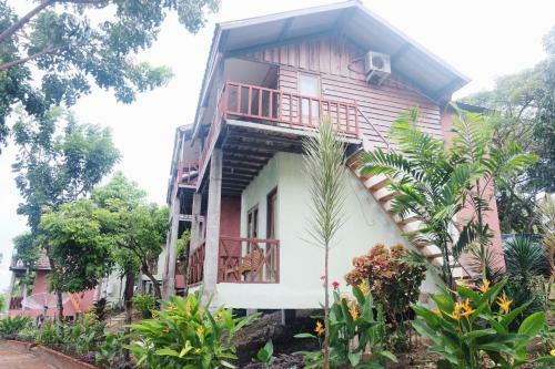 Hostal Reddoorz Syariah @ Sumur Tiga Beach Sabang